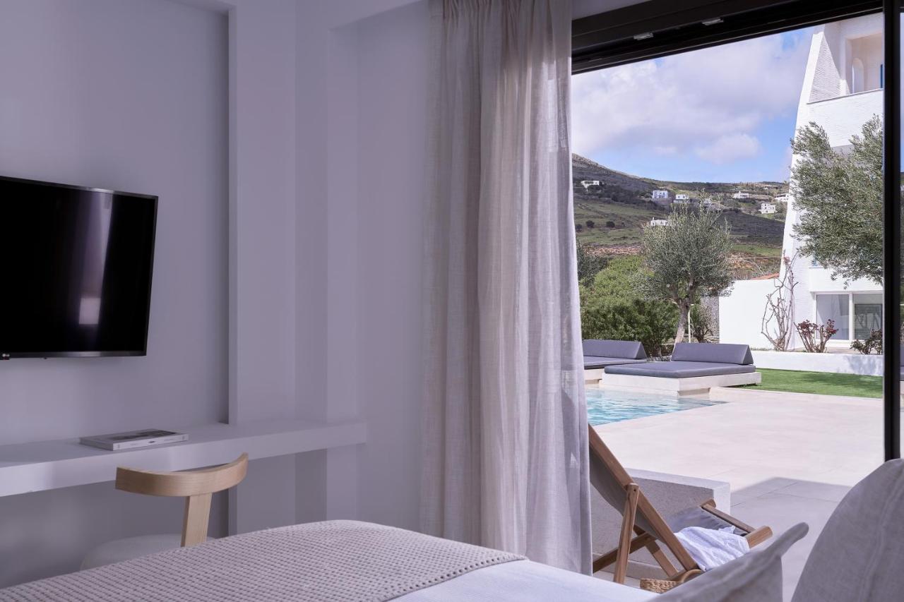 Isida Andros Hotel Agios Petros  Exterior photo