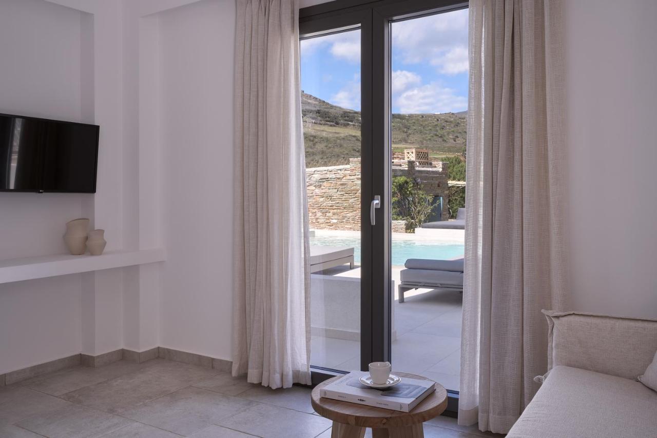Isida Andros Hotel Agios Petros  Exterior photo