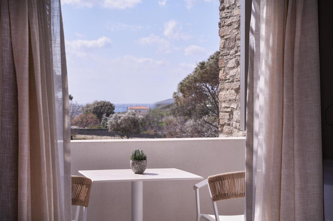 Isida Andros Hotel Agios Petros  Exterior photo