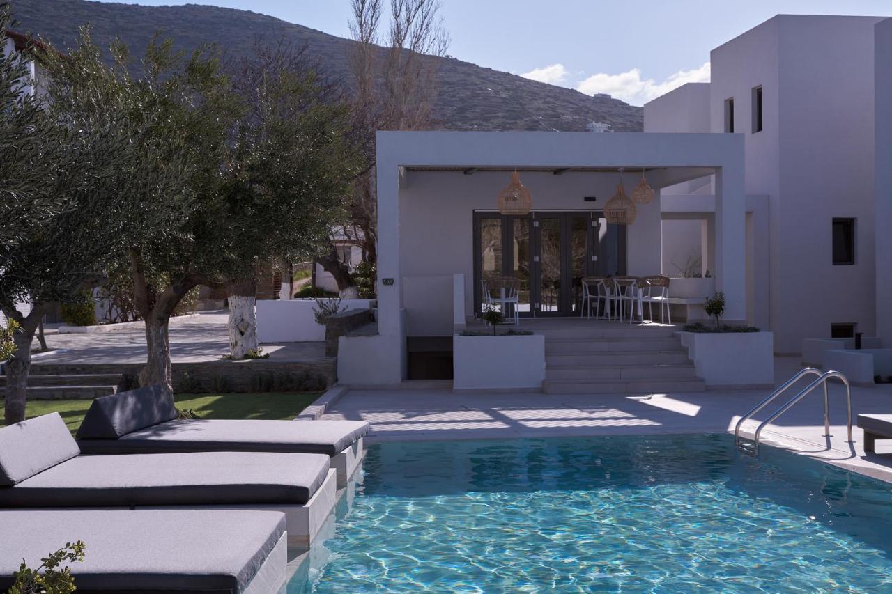 Isida Andros Hotel Agios Petros  Exterior photo